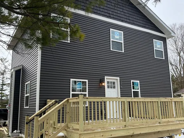 626 E Frank St, Fowlerville, MI 48836