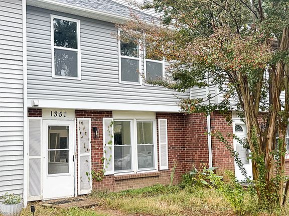 2nd image of 1351 Peabody Dr