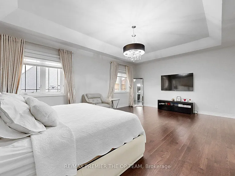 60 Chesney Cres — Photo 21