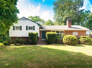 205 Buttonwood Ave, Cortlandt Manor, NY 10567