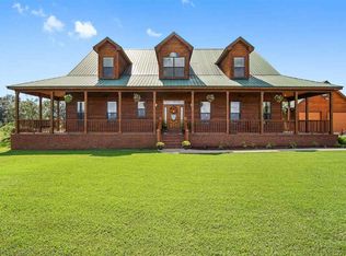 9715 Bellingrath Rd, Theodore, AL 36582