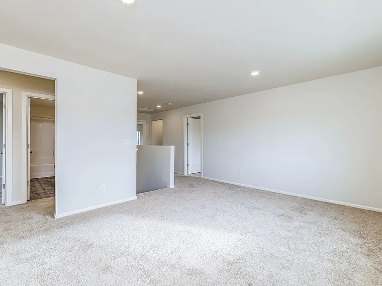 9111 Candytuft Ln SE — Photo 36
