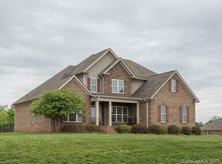 133 Mills Plantation Cir #40, Troutman, NC 28166