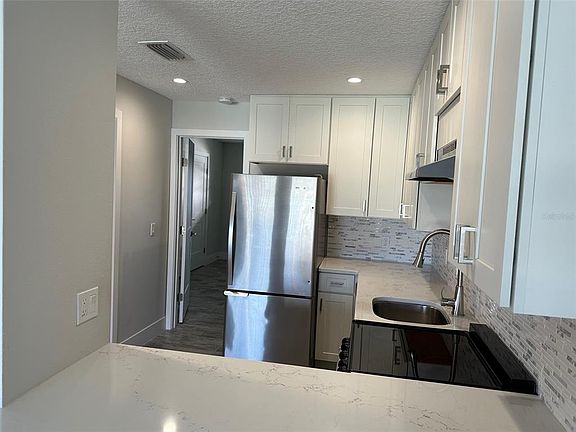 3rd image of 541 S Peninsula Ave #541A16