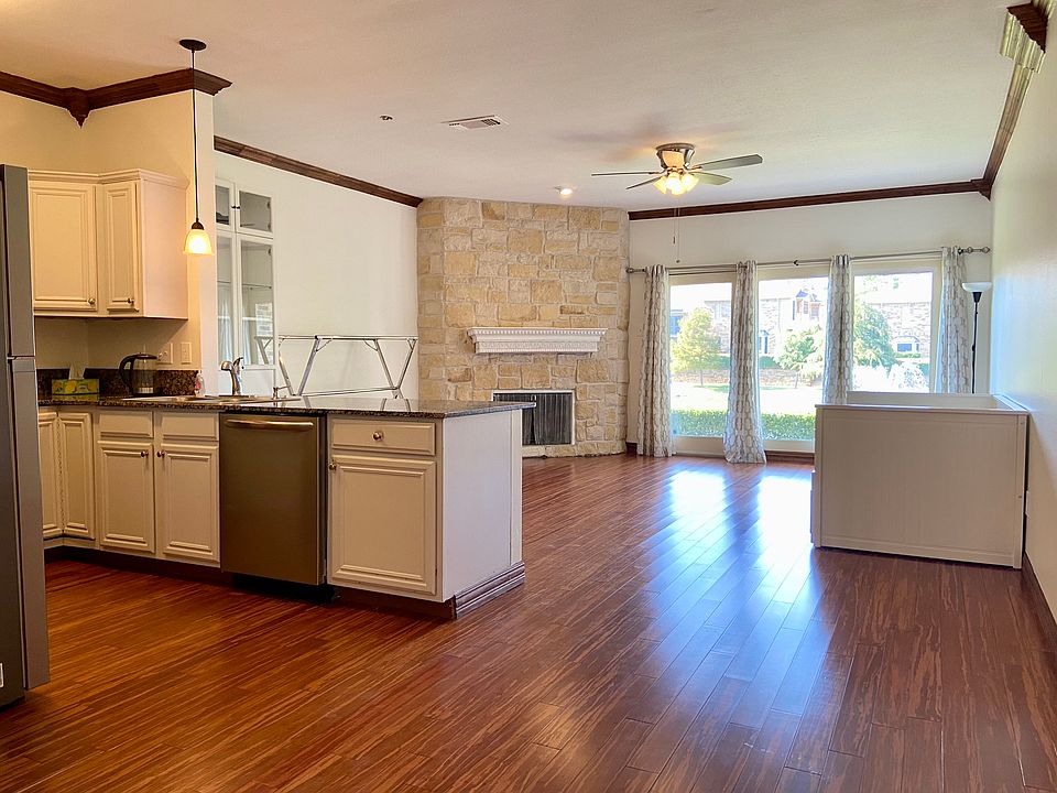 1st image of 14277 Preston Rd APT 914