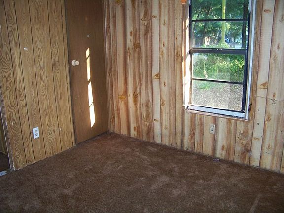 5th image of 31704 Lawrence St