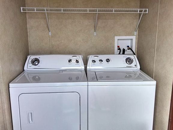 Washer and Drying in Unit