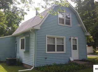 1003 17th St NE, Mason City, IA 50401