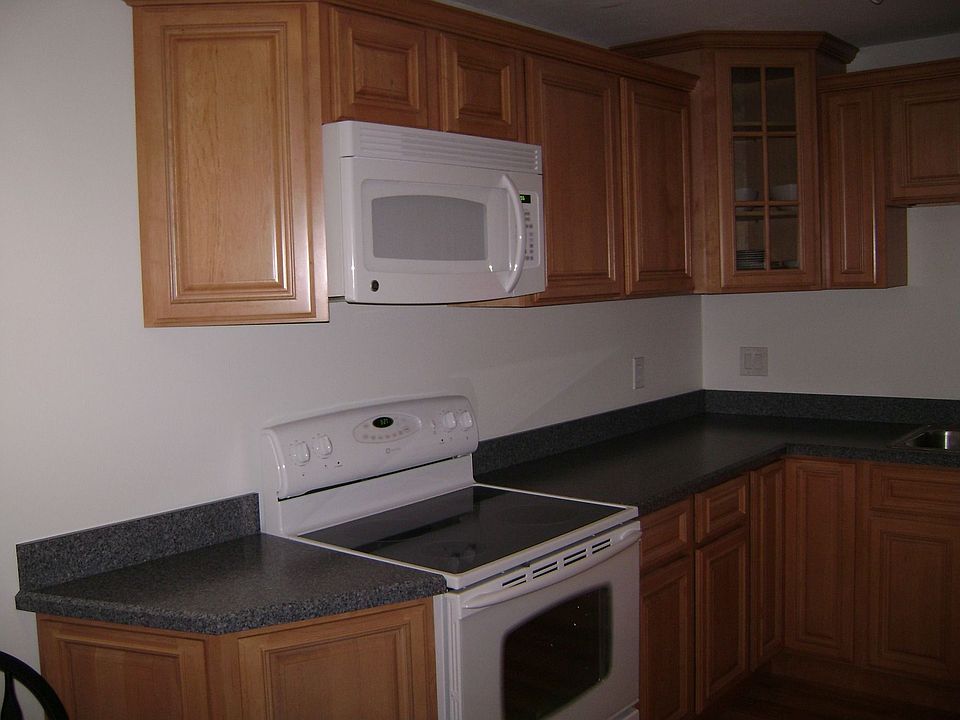 kitchen everything brand new