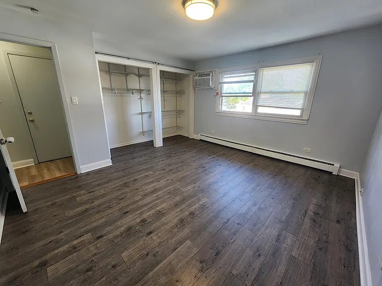 8649 Lawler Ave #2S — Photo 7