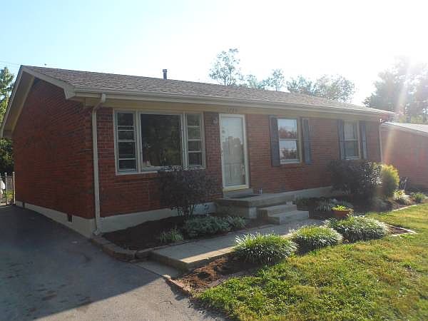 1st image of 1729 Benwood Dr