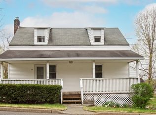 17 Old Hackettstown Rd, Hackettstown, NJ 07840