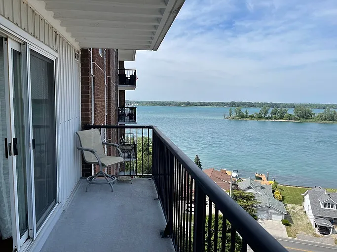 8591 Riverside Dr E #1204 — Photo 1