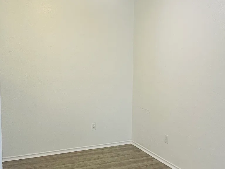 1712 Dynasty Dr — Photo 18