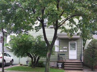 758 7th St #1, Secaucus, NJ 07094