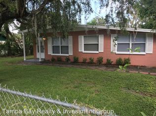 5225 Peach Ave, Seffner, FL 33584