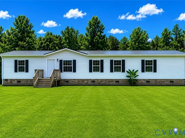 6029 Ridgeway Rd, Vernon Hill, VA 24597