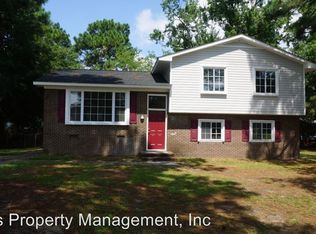 2242 Rustic Trl, Fayetteville, NC 28306