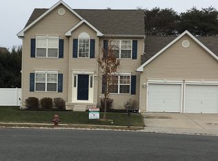 21 Marc Dr, Millville, NJ 08332