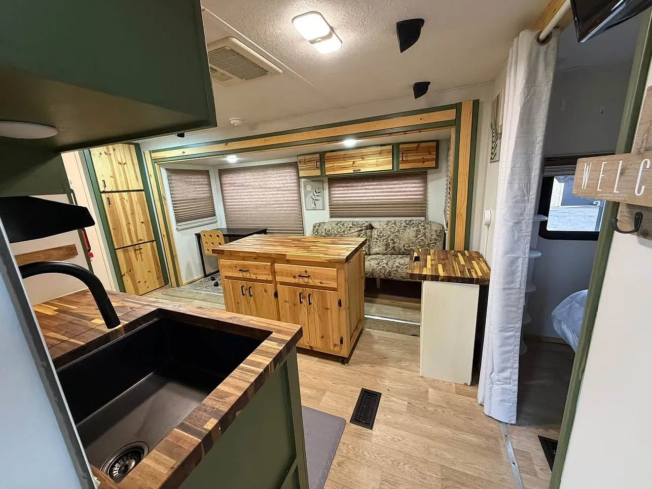 RV/RV space for rent — Photo 3