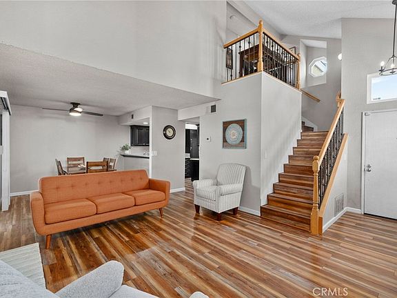 3rd image of 10634 Countryside Dr