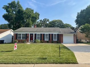 6016 Pebble Hill Dr, Saint Louis, MO 63123