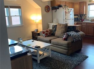 122 Radcliffe Rd, Island Park, NY 11558