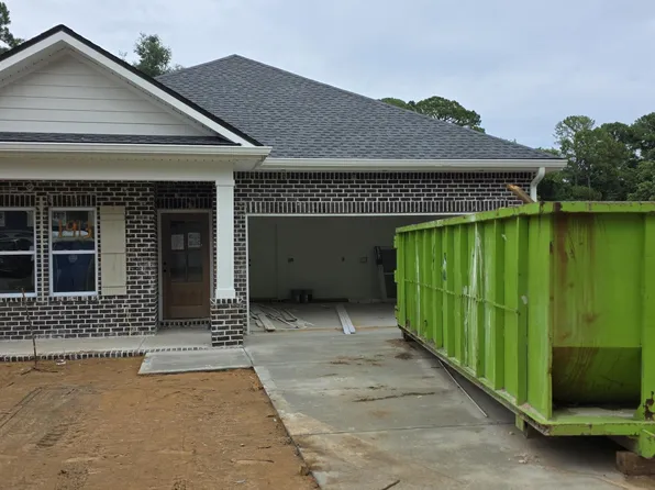 1913 Redwood Ave, Niceville, FL 32578