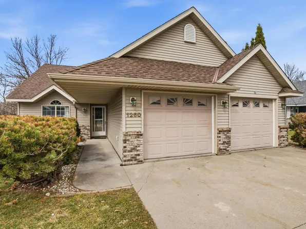 1260 Cypress Dr, Annandale, MN 55302