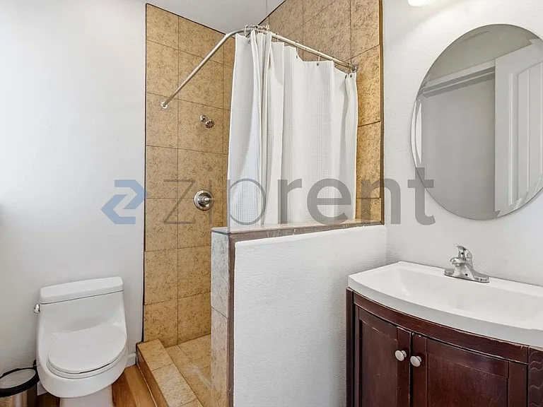 Bedroom 3 Bath