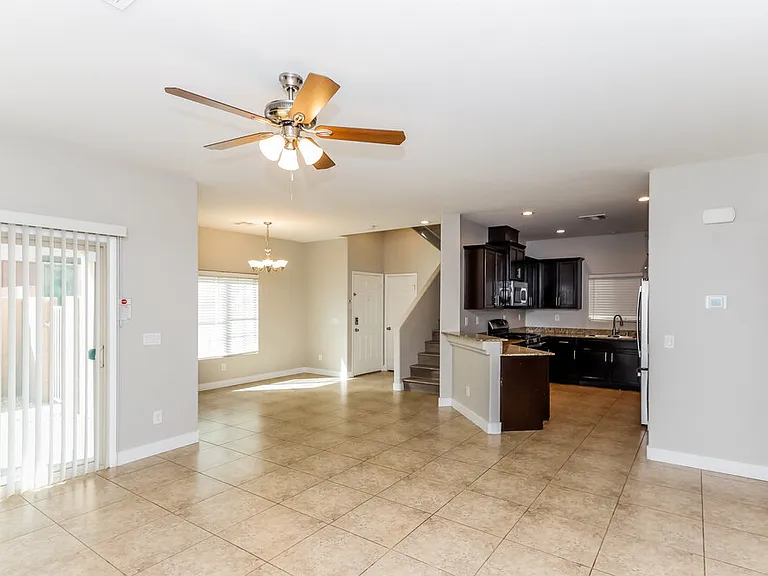 9623 Vega Carpio Ave — Photo 6