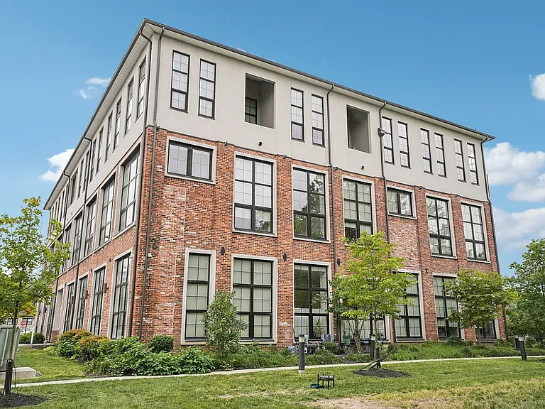 63 Washington St #1 — Photo 2