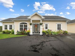 19 Quarry Rd, Torbay, NL A1K1A3