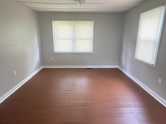 4th image of 114 S Hollywood Cir #114