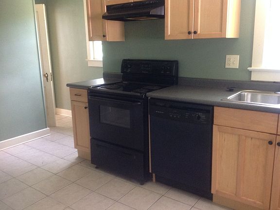 5th image of 1311 Hyman Ave
