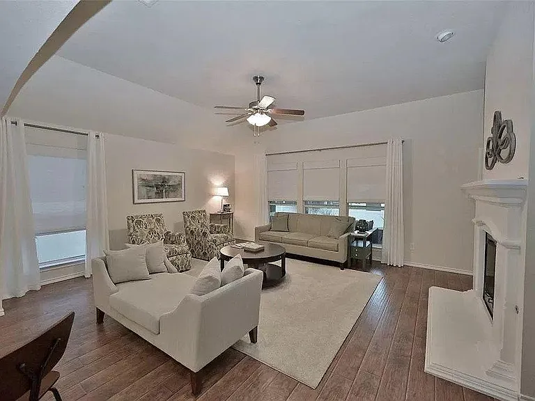 9104 Askew St — Photo 5