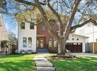 3833 Drummond St, Houston, TX 77025