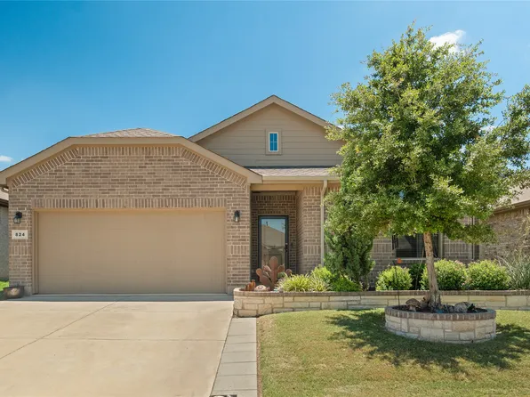 824 Greenford Mnr, Justin, TX 76247