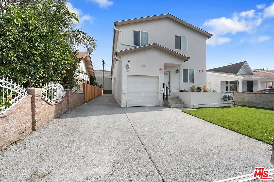 5 bed, 3.0 bath, 1056 sqft, $4,499 — Photo 2