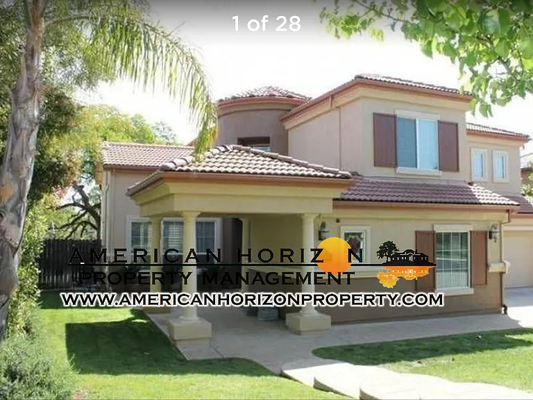 424 Crescent Dr — Photo 2