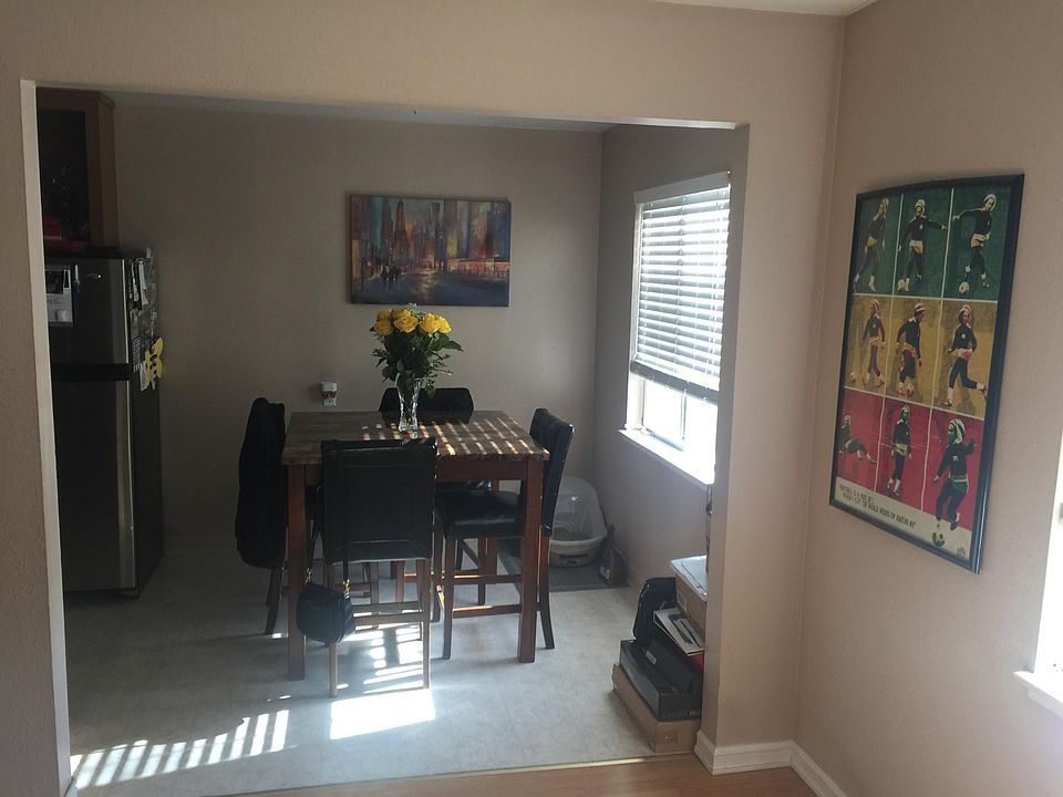 1st image of 3027 Magliocco Dr APT 4