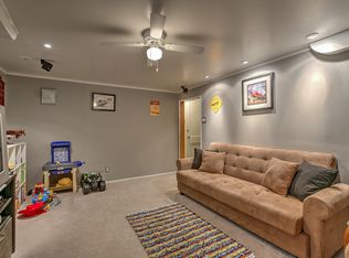 2606 S 37th St, Omaha, NE 68105