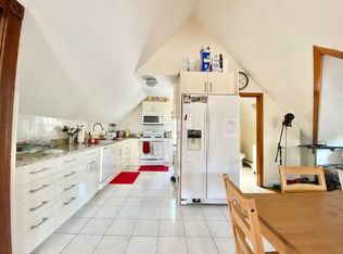65 Fairbanks St, Brighton, MA 02135
