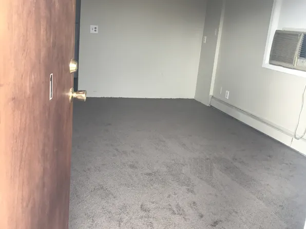 550 Concord St APT 1, Saint Paul, MN 55107