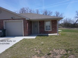 468 Commons Dr, Fulton, MO 65251