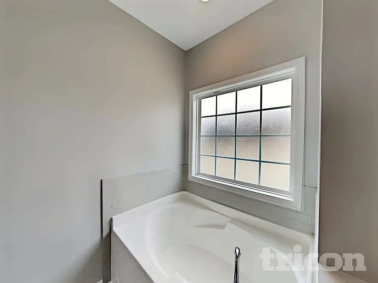 738 Mitscher Dr — Photo 11
