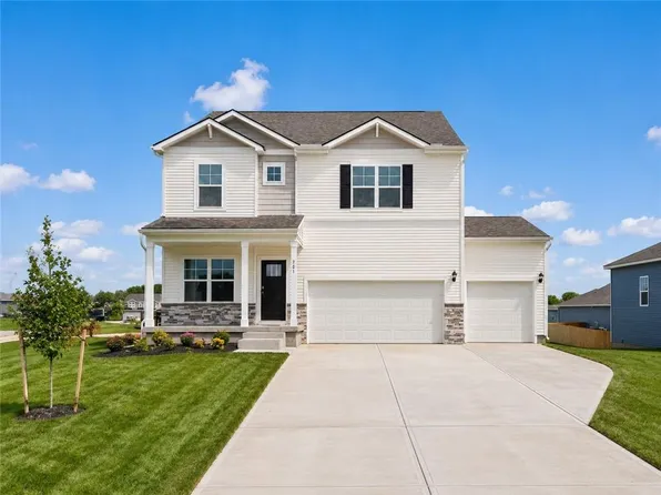 701 Solstice Cir, Belton, MO 64012