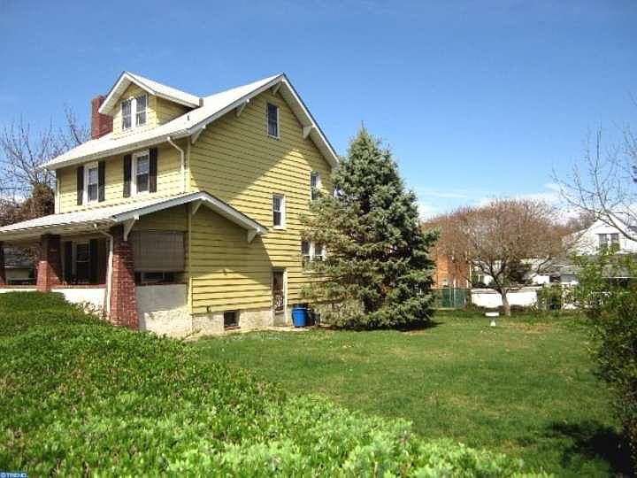 2nd image of 1 Stuart Ave