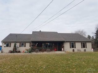 6484 Hart Rd, Saginaw, MI 48609