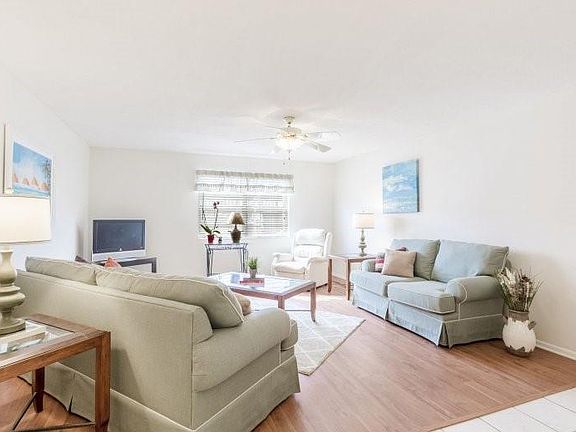 4th image of 1706 Belleair Forest Dr APT 138